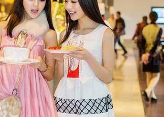 青豆客 – 看到Abby王乔恩的高跟鞋美图，在线上不禁想，这是什么绝妙的组合啊？