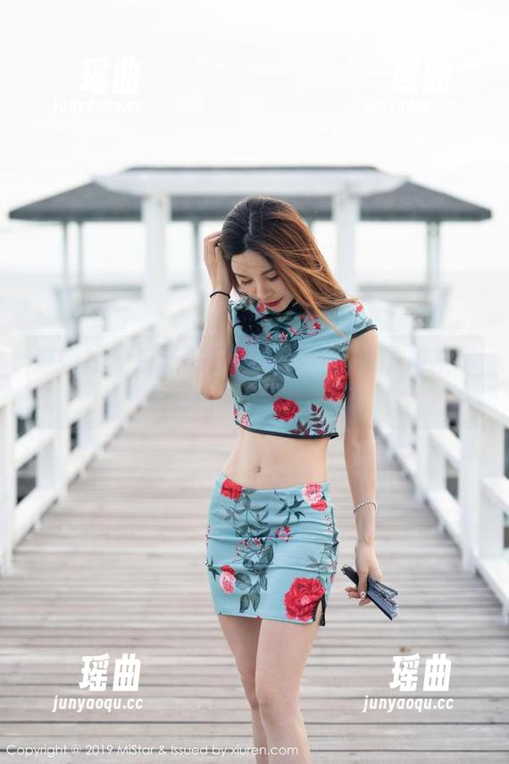 魅妍社-白沫 魅妍社 - 白沫的私房礼服:这裙子是从哪个童话里偷来的吧?