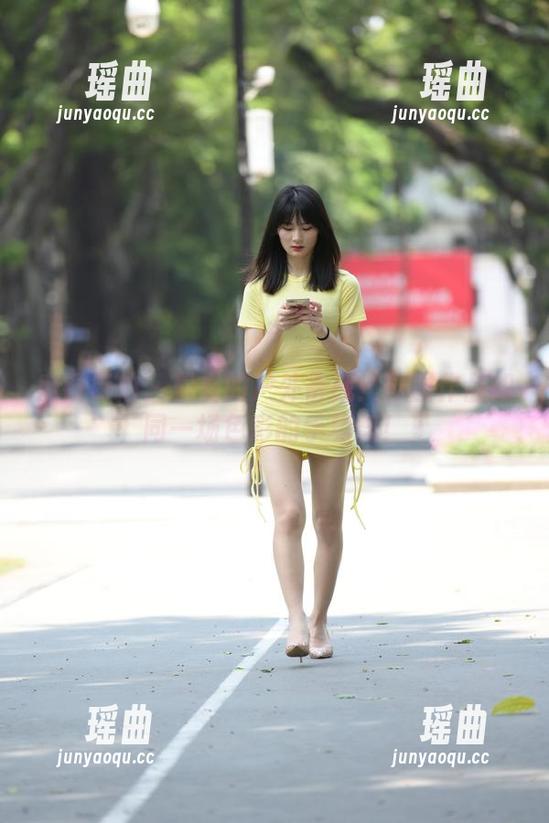 魔镜街拍-曼曼 魔镜街拍 - 曼曼的户外备战:原图作品如同一场色彩的手势舞!